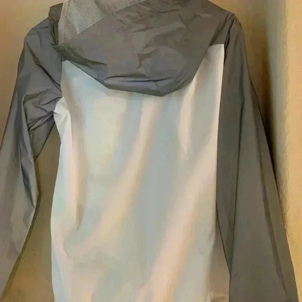 Fila Reflective Running Jacket - Picture 4 of 5